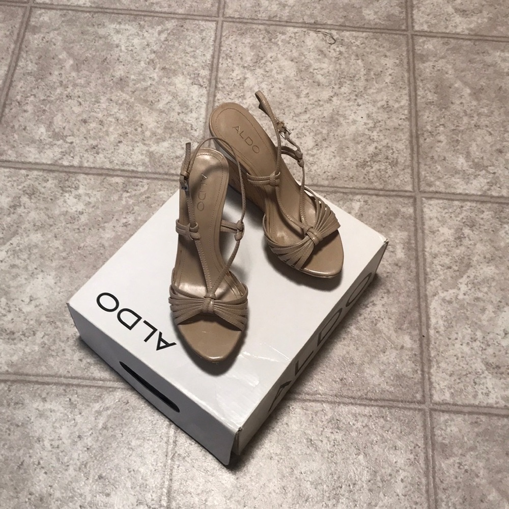 Aldo wedge heels